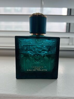 Versace Eros Eau de Toilette 1/2 bottle